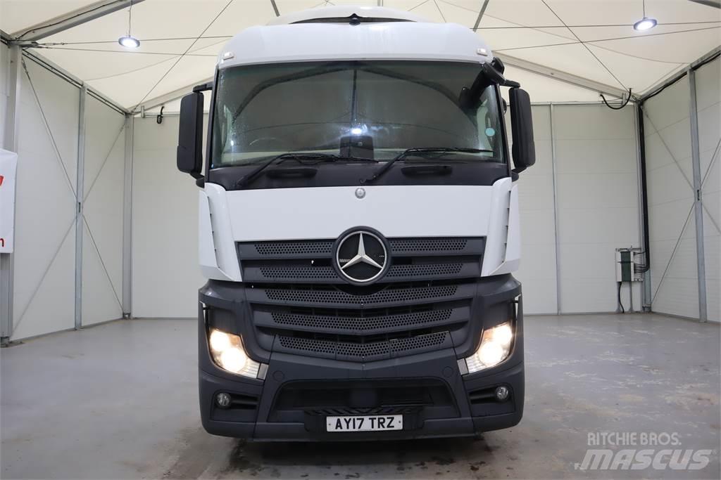 Mercedes-Benz ACTROS 2545 Trekkers