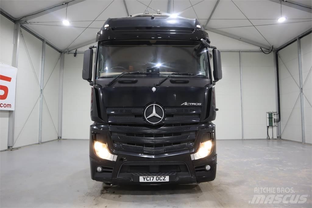 Mercedes-Benz Actros 2545 Trekkers