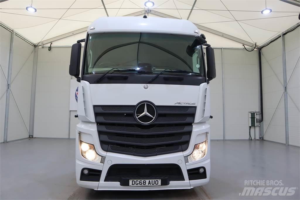 Mercedes-Benz ACTROS 2545 Trekkers