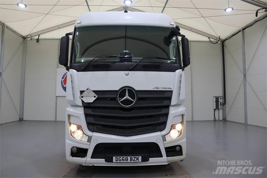 Mercedes-Benz ACTROS 2545 Trekkers
