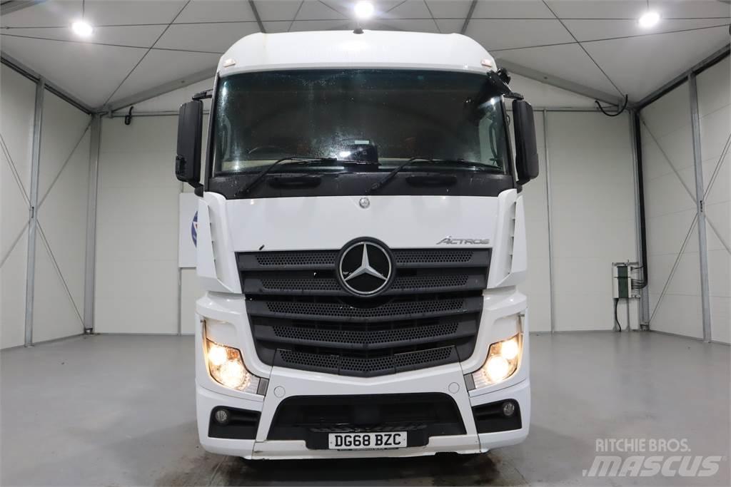 Mercedes-Benz Actros 2545 Trekkers