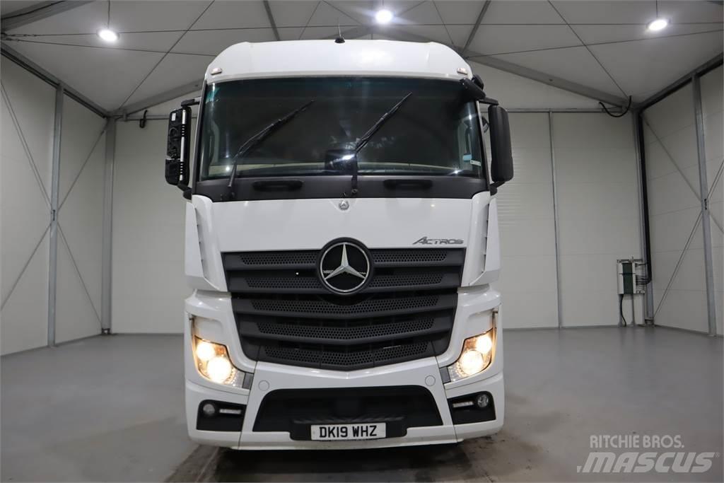 Mercedes-Benz ACTROS 2545 Trekkers