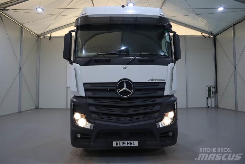 Mercedes-Benz ACTROS 2545 Trekkers