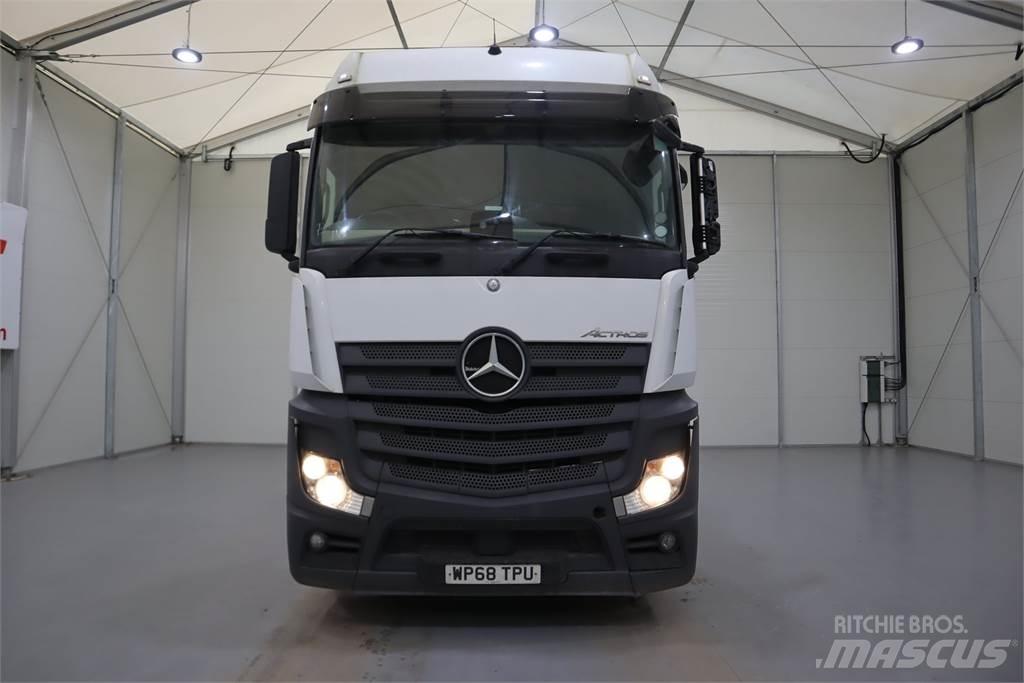 Mercedes-Benz ACTROS 2545 Trekkers