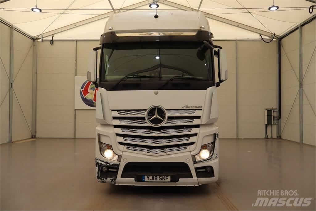 Mercedes-Benz Actros 2546 Trekkers