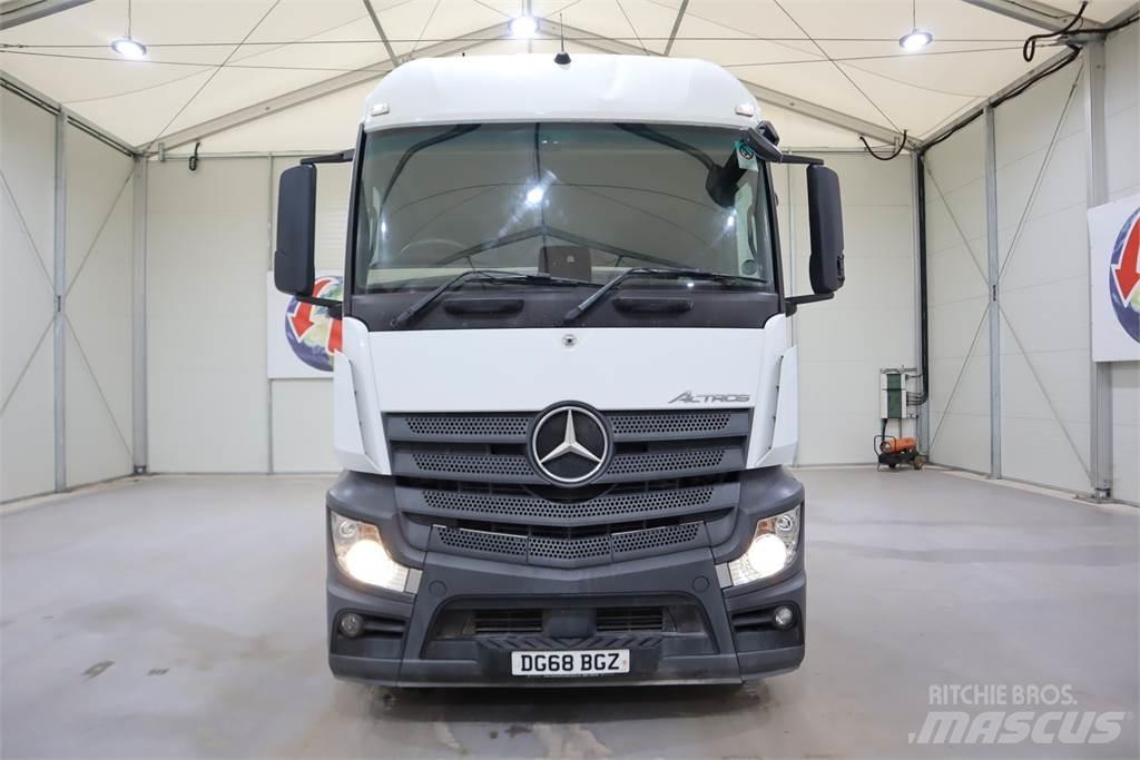 Mercedes-Benz Actros 2548 Trekkers