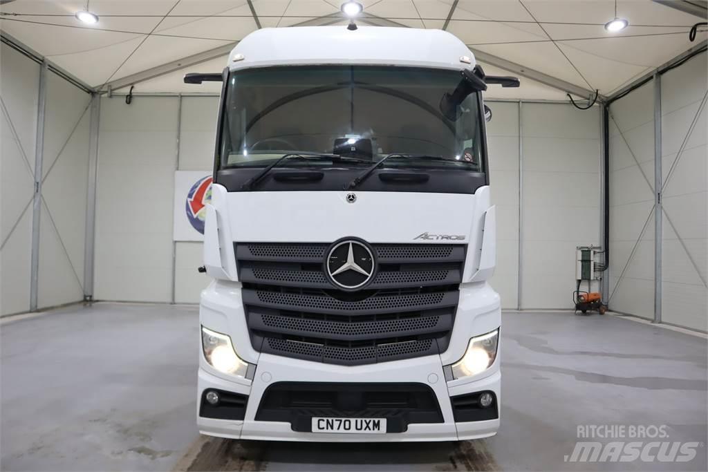 Mercedes-Benz Actros 2548 Trekkers