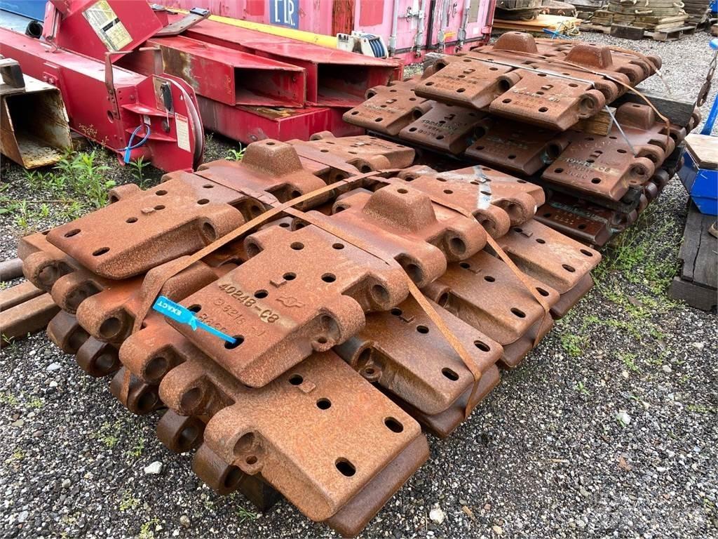 Manitowoc  Rupsbanden, kettingen en onderstel