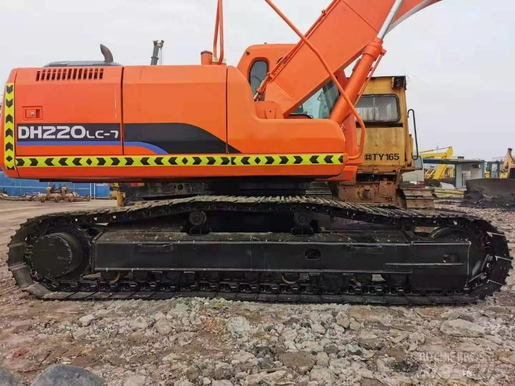 Doosan DH 220 Rupsgraafmachines