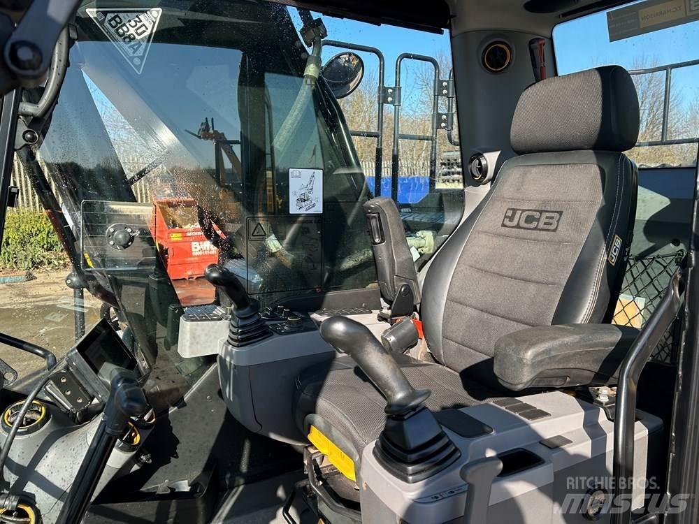 JCB 220X Rupsgraafmachines