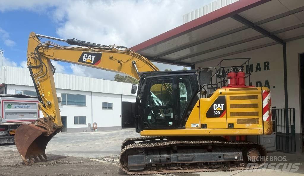 CAT 320 Rupsgraafmachines