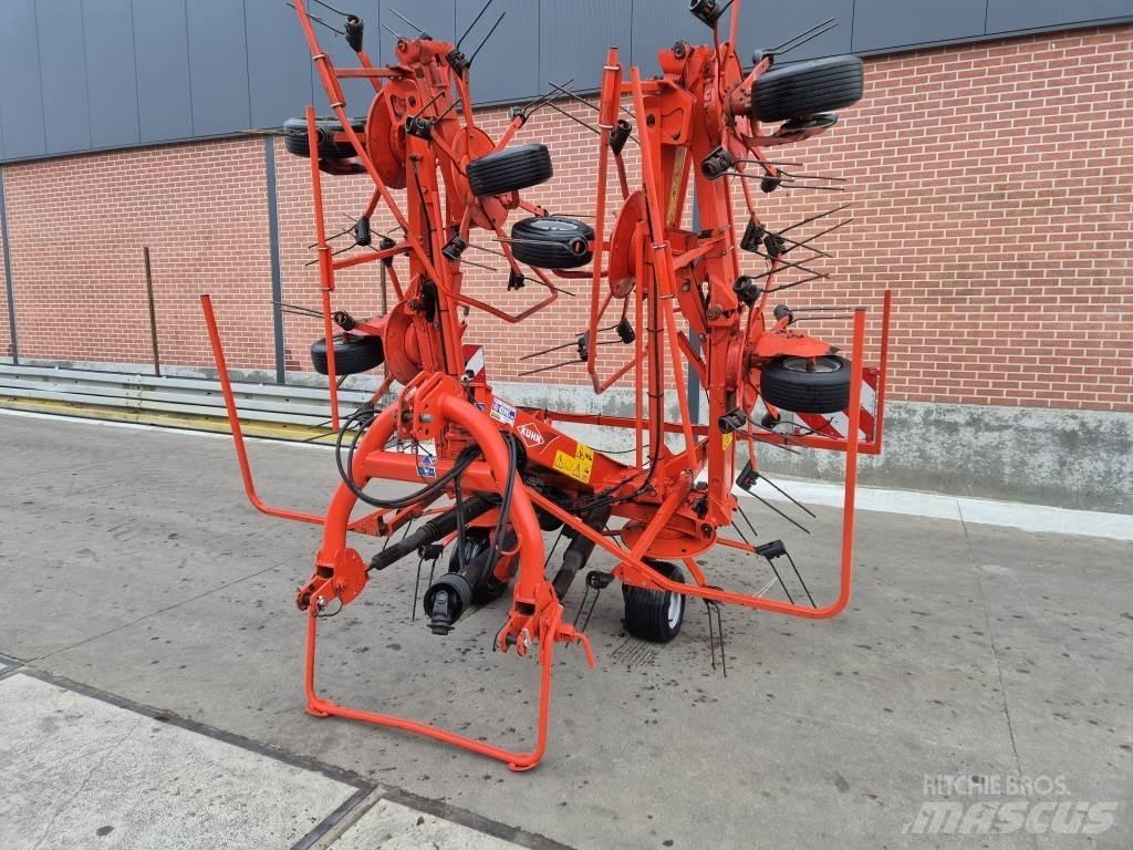 Kuhn 8702 Schudders
