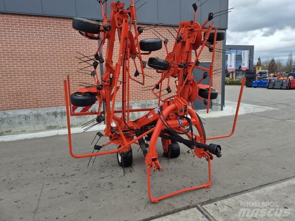 Kuhn 8702 Schudders