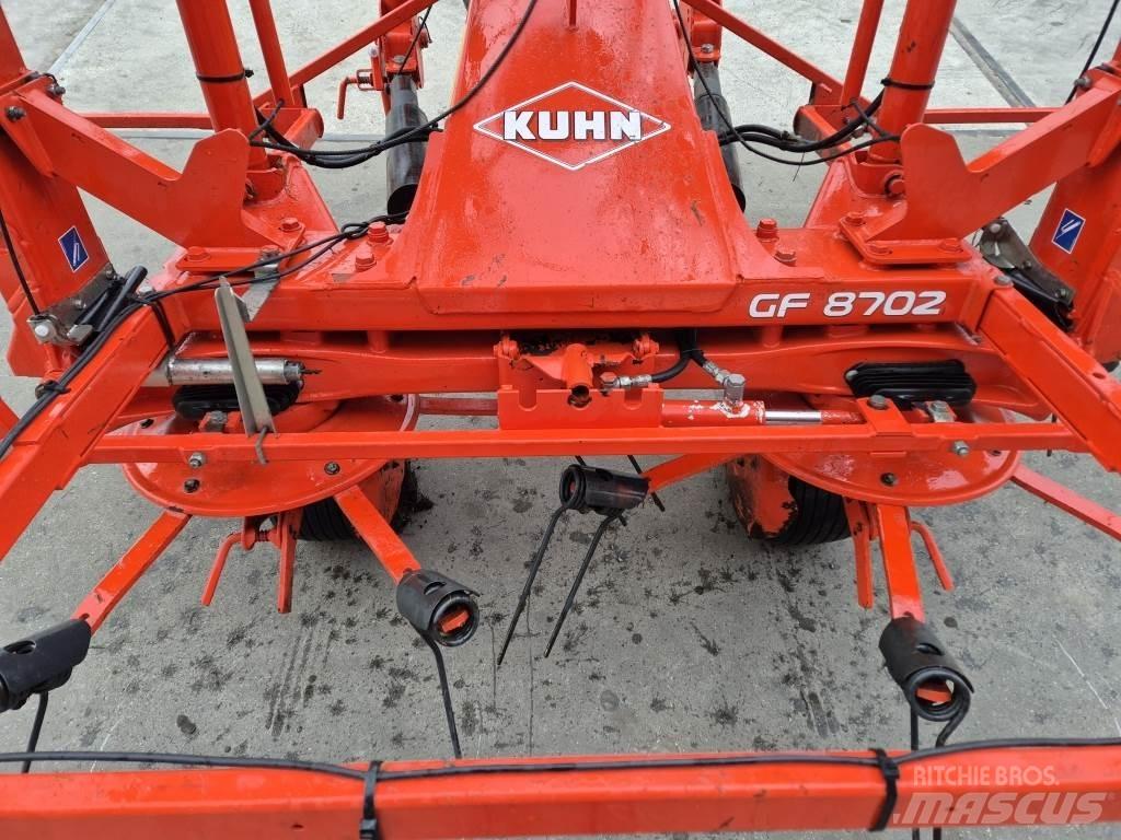 Kuhn 8702 Schudders