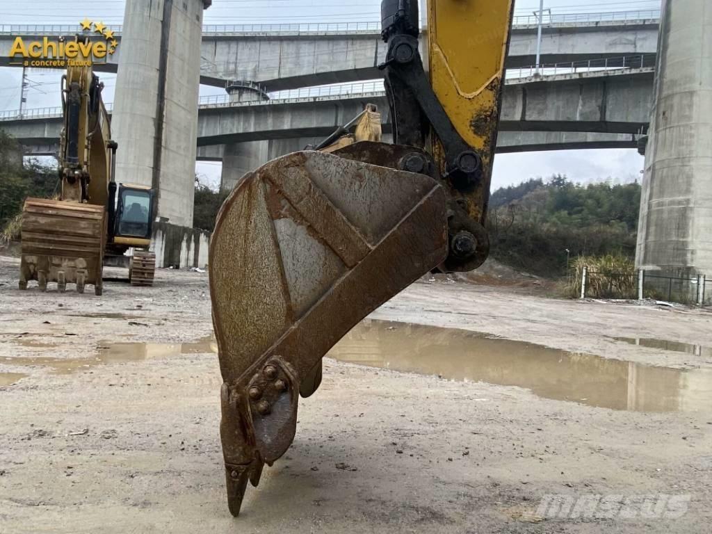 XCMG XE 135 D Rupsgraafmachines