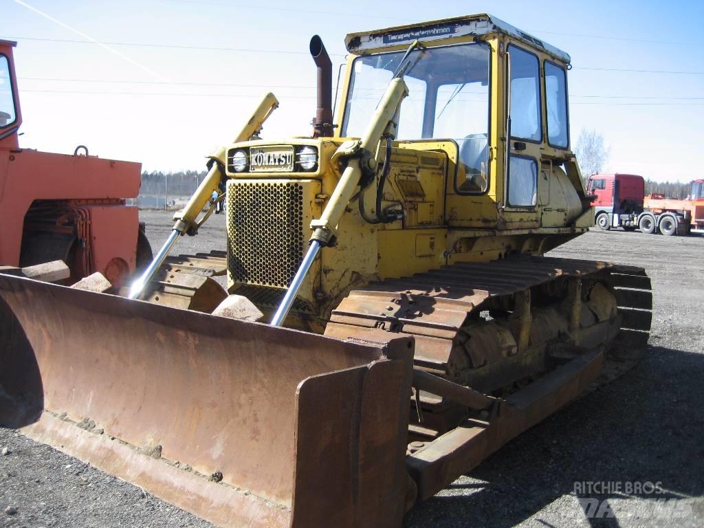 Komatsu D53P-16 Rupsdozers