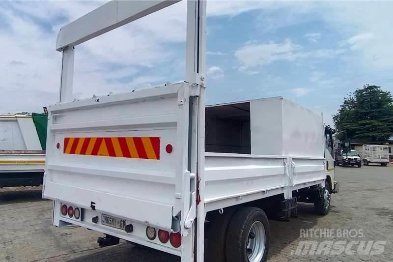 Isuzu NPR400 Anders