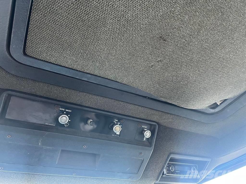 Ford 6610 II MYYTY Tractoren