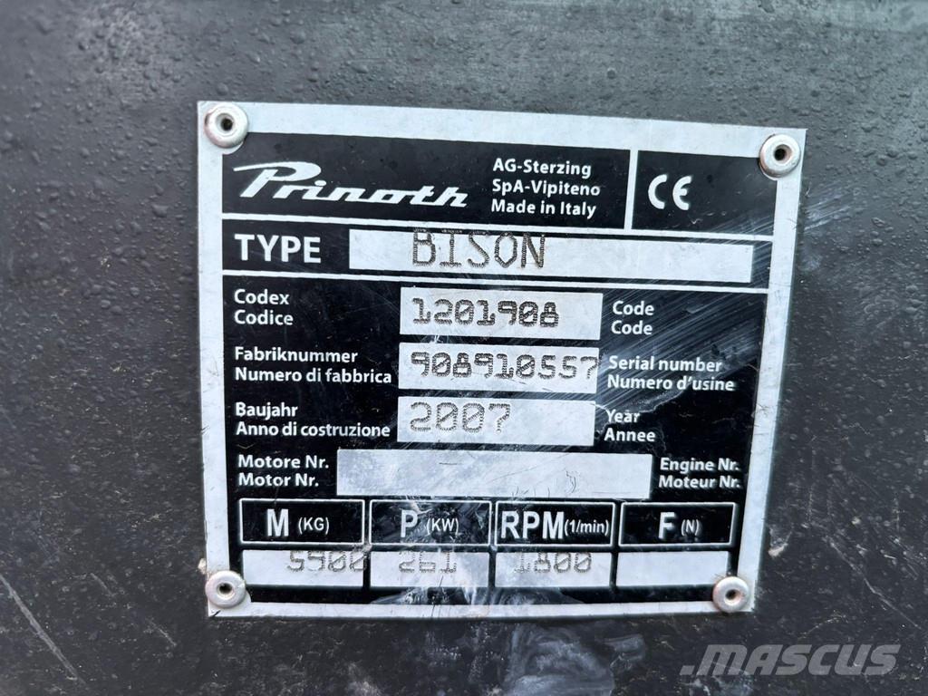 Prinoth Bison Sneeuwruimers en -schuivers