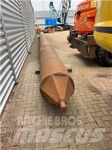  Spud leg 15 meter Baggerschepen