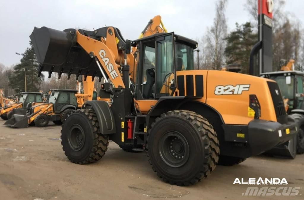CASE 821 F Wielladers
