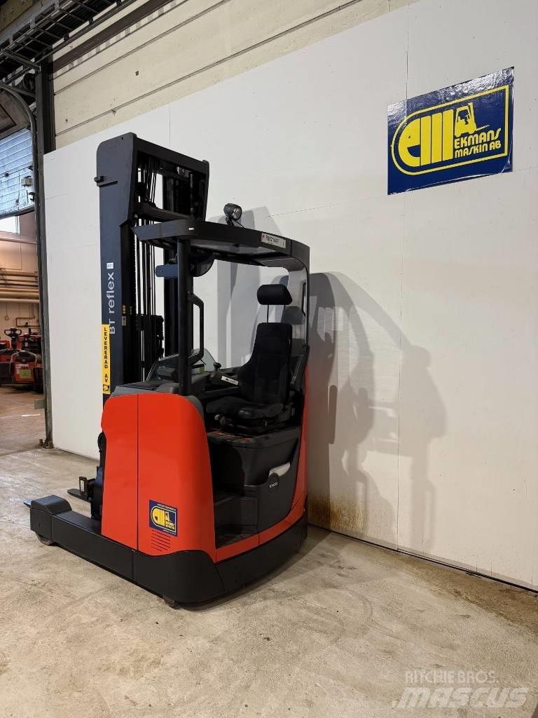 BT truck RRE160HE Reachtruck voor hoog niveau