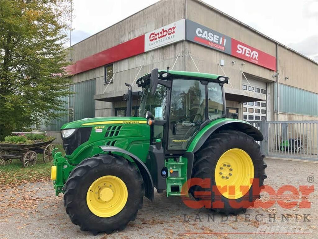 John Deere 6130 R Tractoren