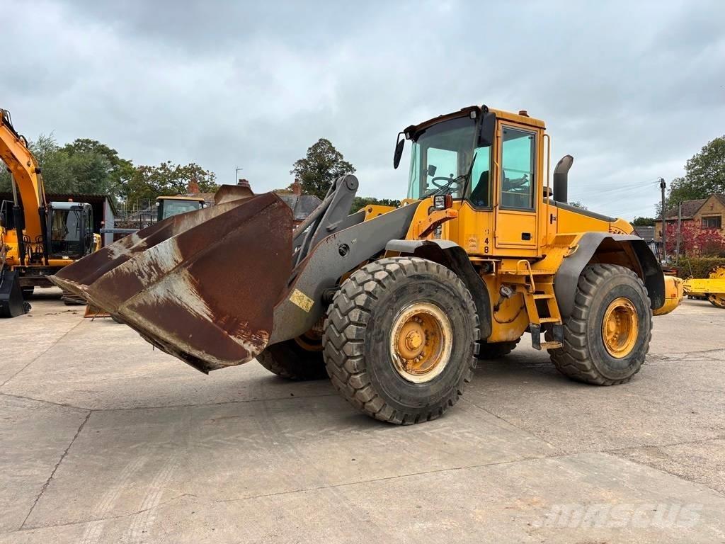 Volvo L 120 E Wielladers