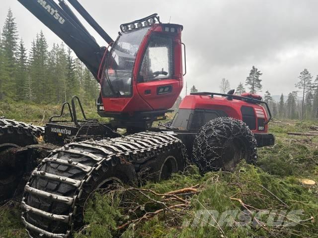 Komatsu 951 Harvesters