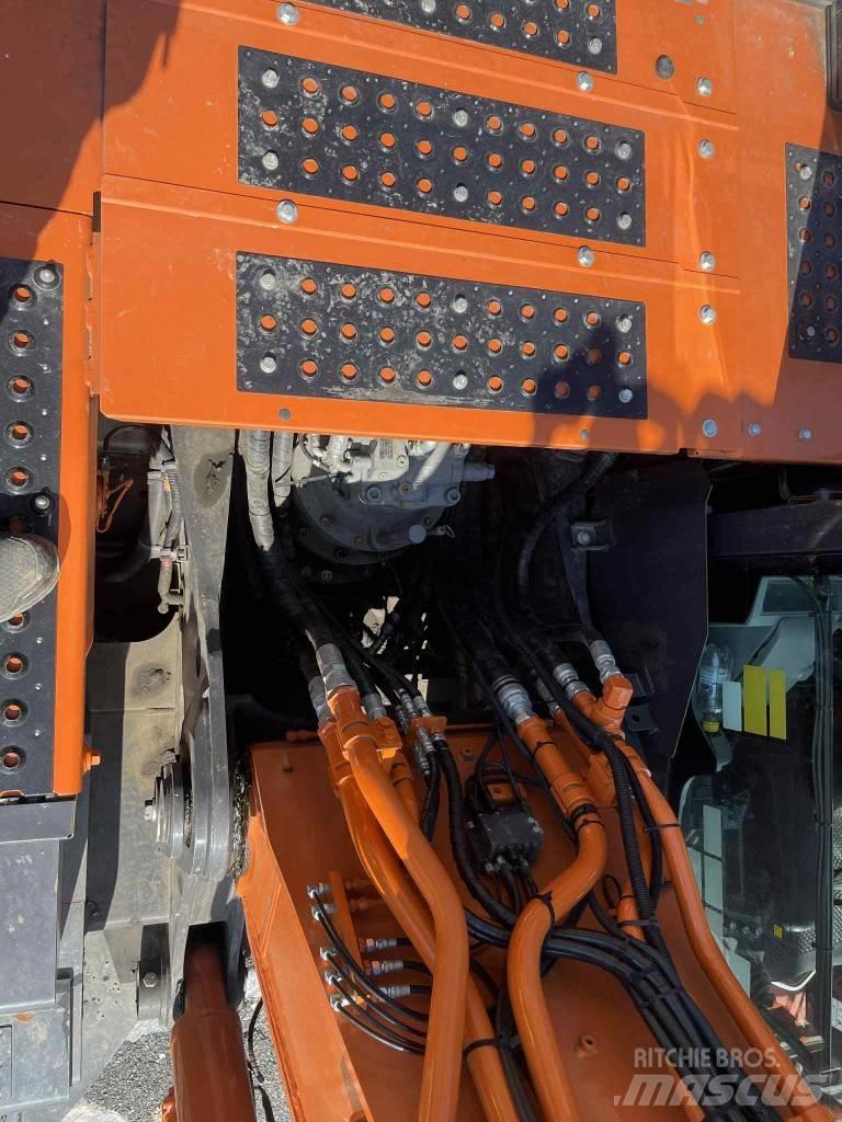 Hitachi ZX300LC-7 Rupsgraafmachines