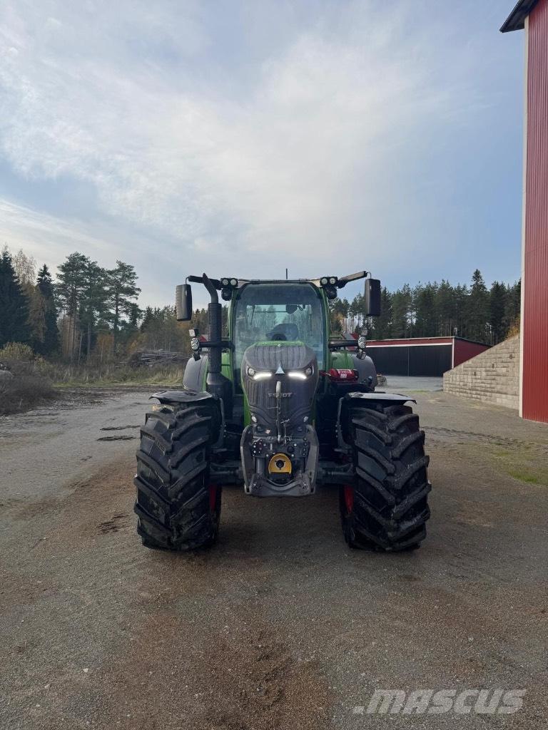 Fendt 728 Gen 7 Tractoren