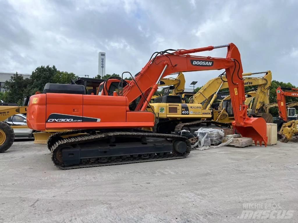 Doosan DX 300 Rupsgraafmachines
