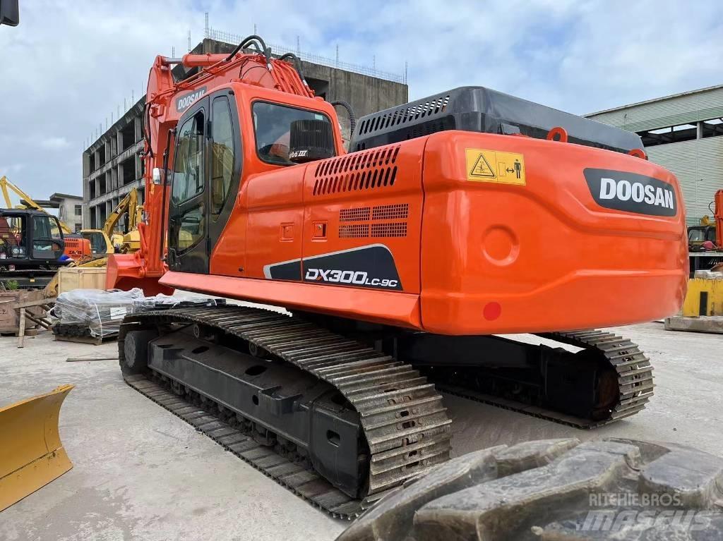 Doosan DX 300 Rupsgraafmachines