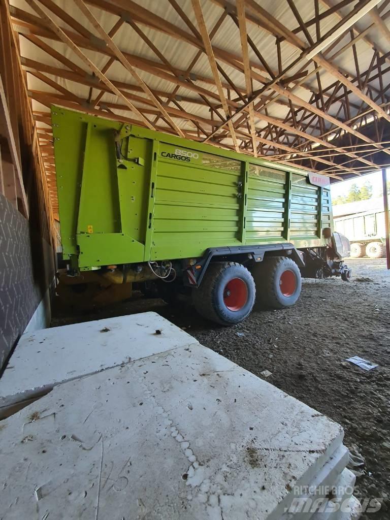CLAAS Cargos 8500 Opraapwagens
