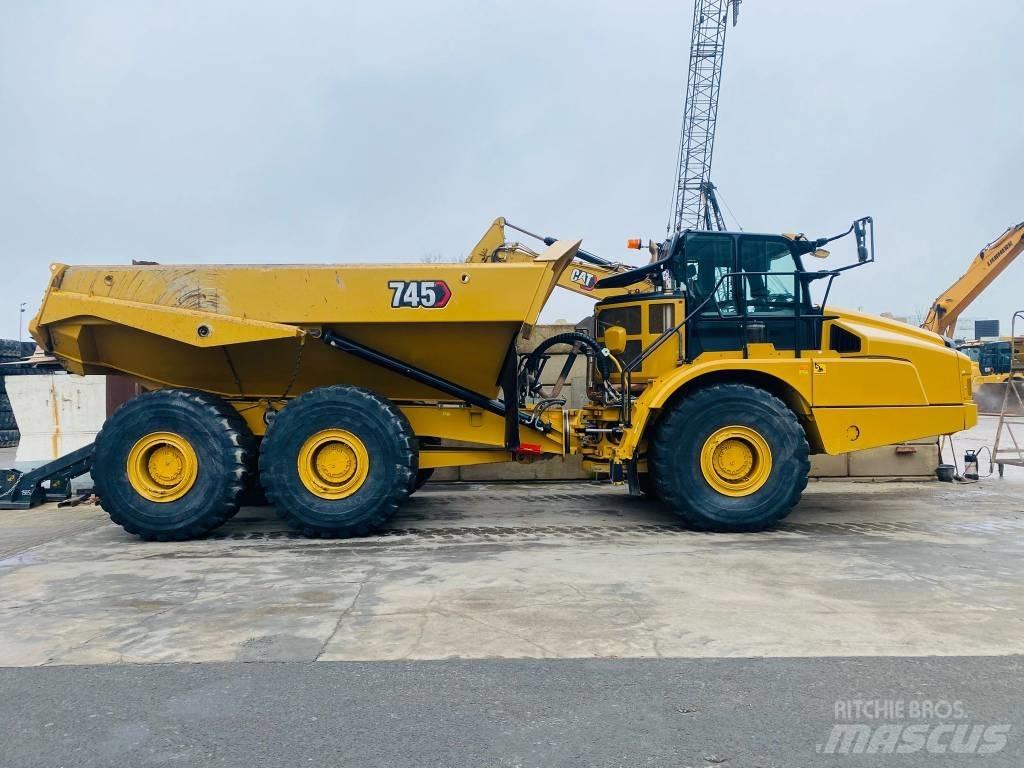 CAT 745 Knik dumptrucks