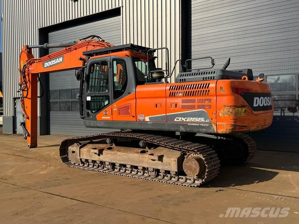 Doosan DX255NLC-5 Rupsgraafmachines