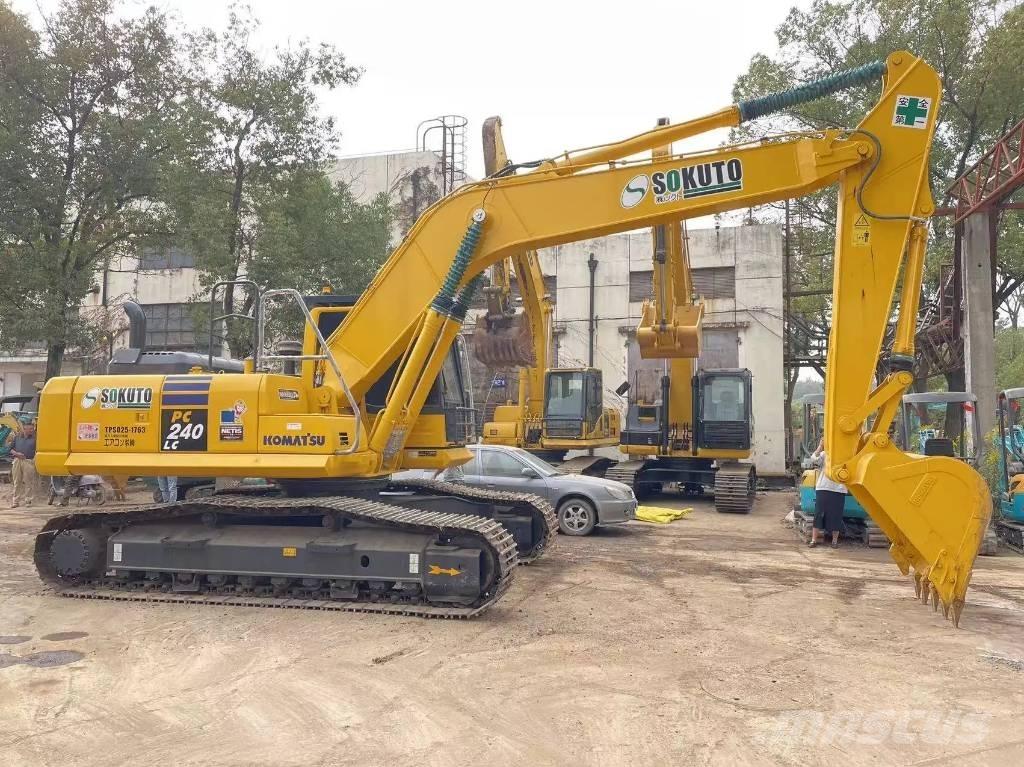 Komatsu PC240-8 Rupsgraafmachines