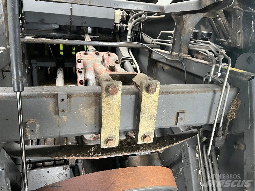 CLAAS Quadrant 3200 Vierkante balenpers