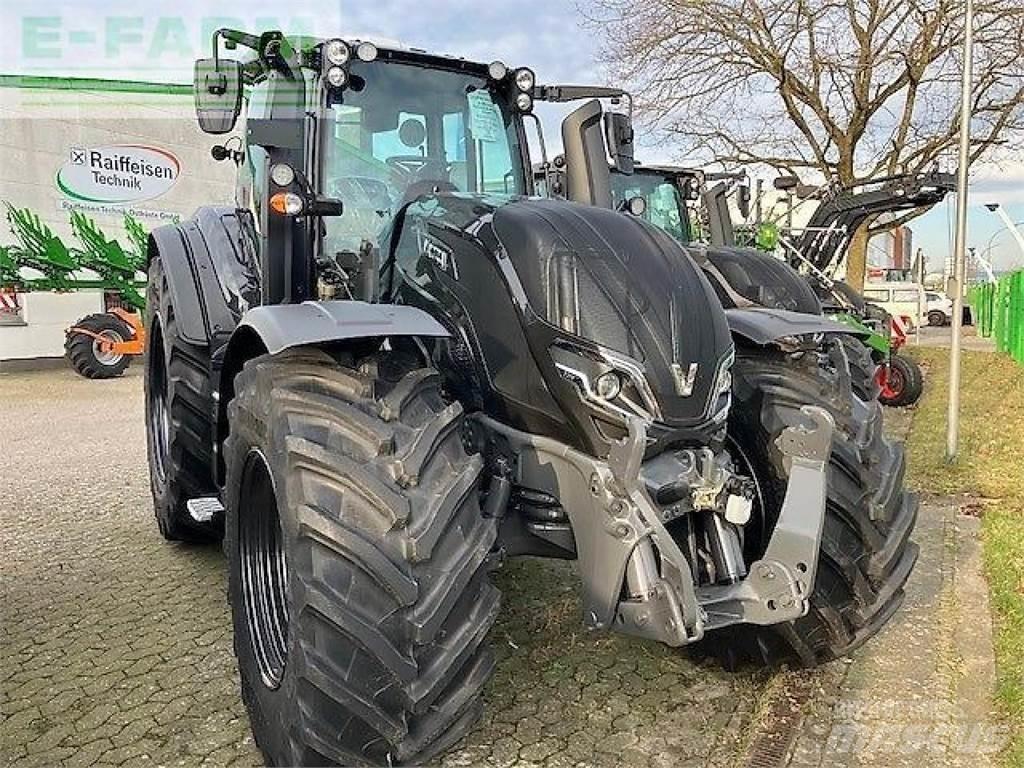 Valtra t 215a Tractoren