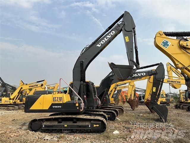 Volvo EC210 Rupsgraafmachines