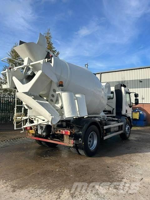 DAF LF 280 Betonmixers en pompen
