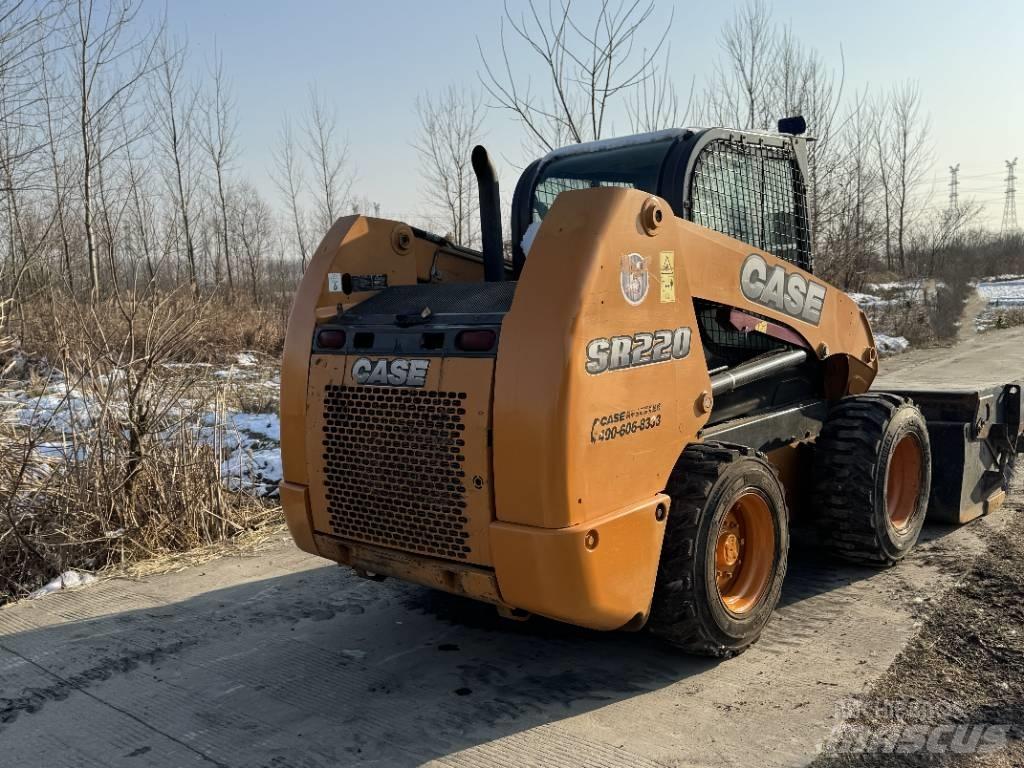 CASE SR220 Schrankladers