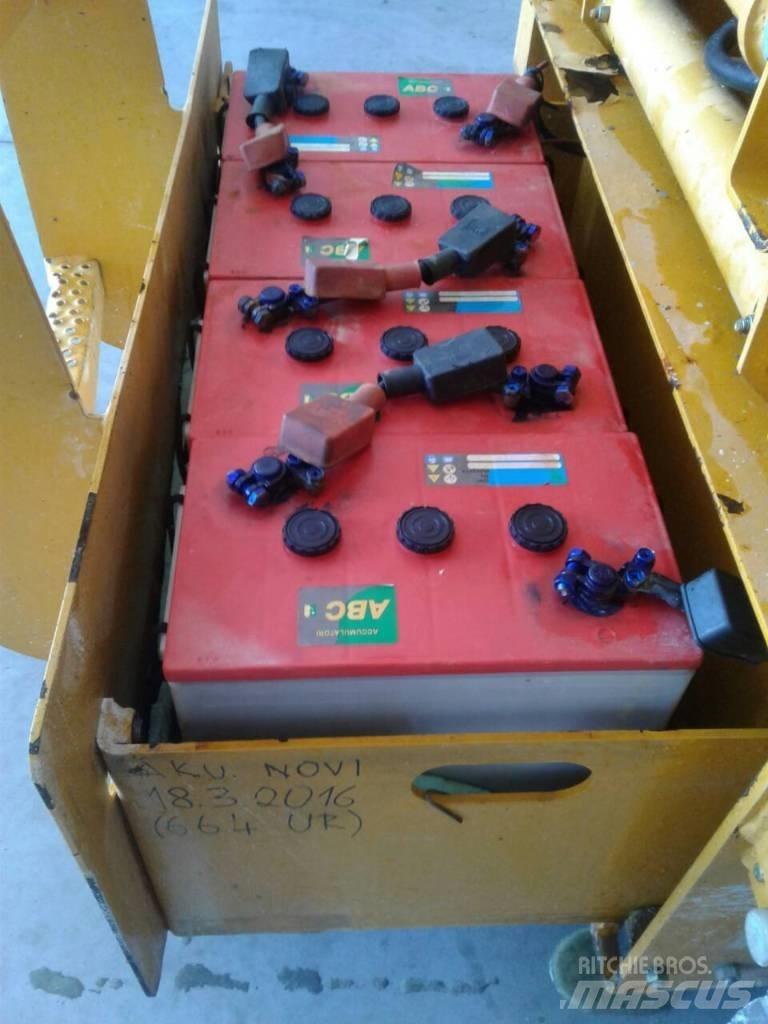 Haulotte Compact 12 Schaarhoogwerkers
