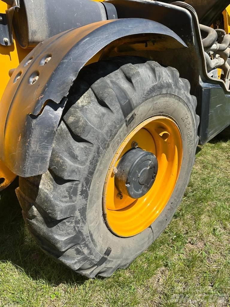 JCB 540-140 Verreikers