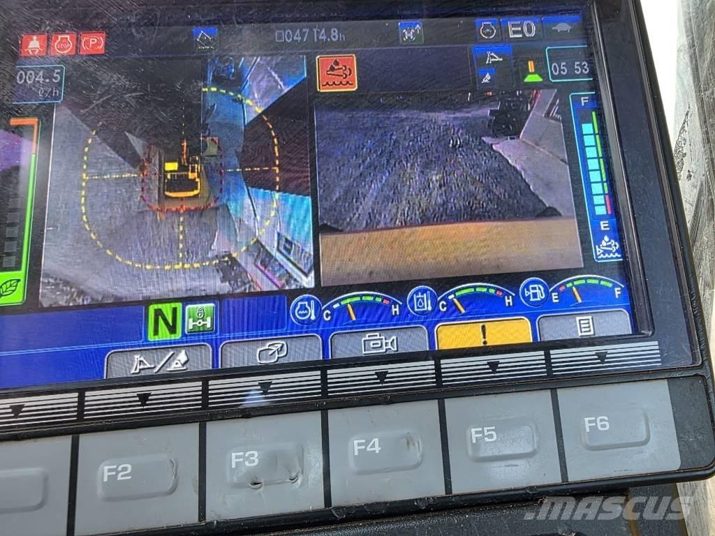 Komatsu PW 148-11 Rupsdozers