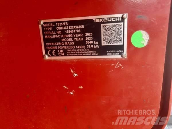 Takeuchi TB 257 FR Minigraafmachines < 7t