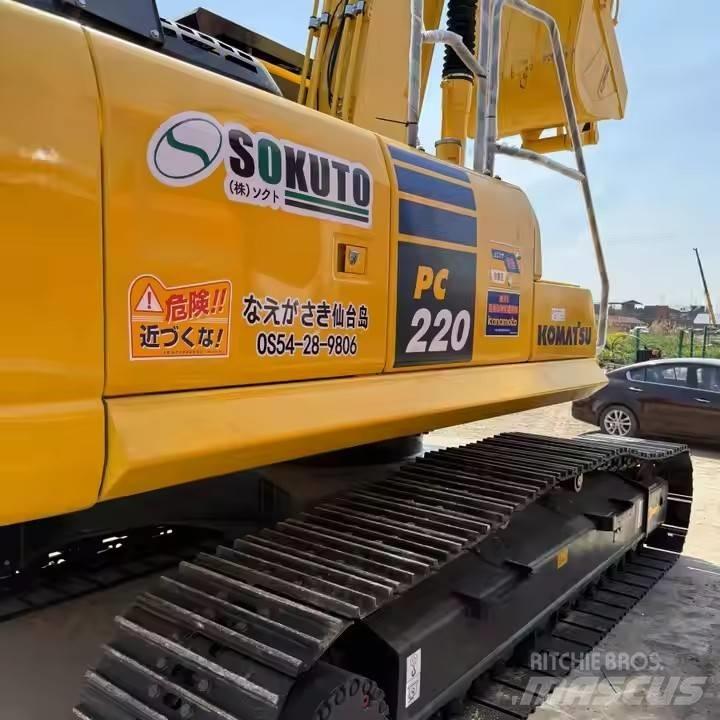 Komatsu PC220-8 Rupsgraafmachines