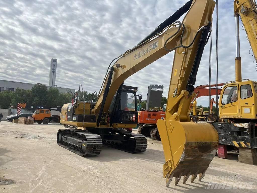 CAT 320 D Rupsgraafmachines