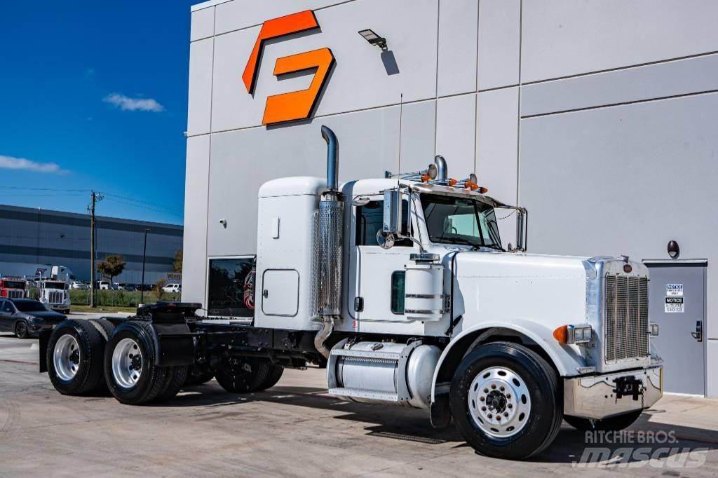 Peterbilt 379 Trekkers