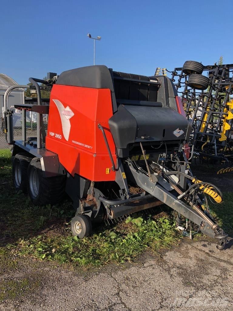 Kuhn 2160 VBP Ronde-balenpersen